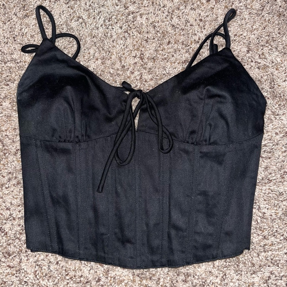 White Fox Boutique “Go All Out” Top - Picture 2 of 3
